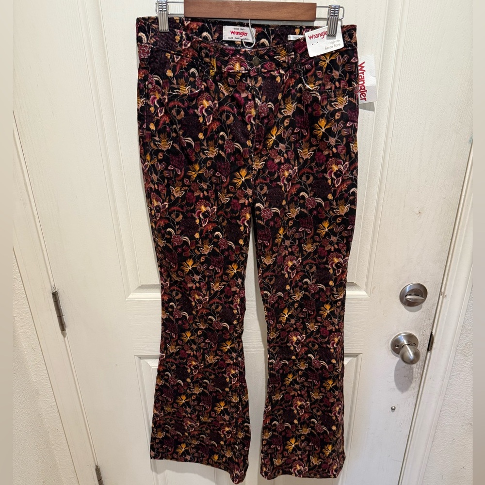 Wrangler Women Corduroy High Rise Fierce Flare Jeans NWT Floral - Picture 2 of 5